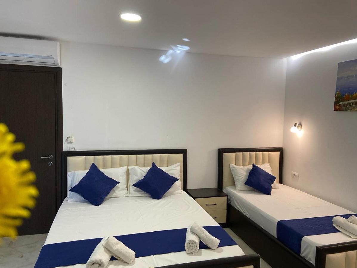 Villa Center Ксаміл Екстер'єр фото