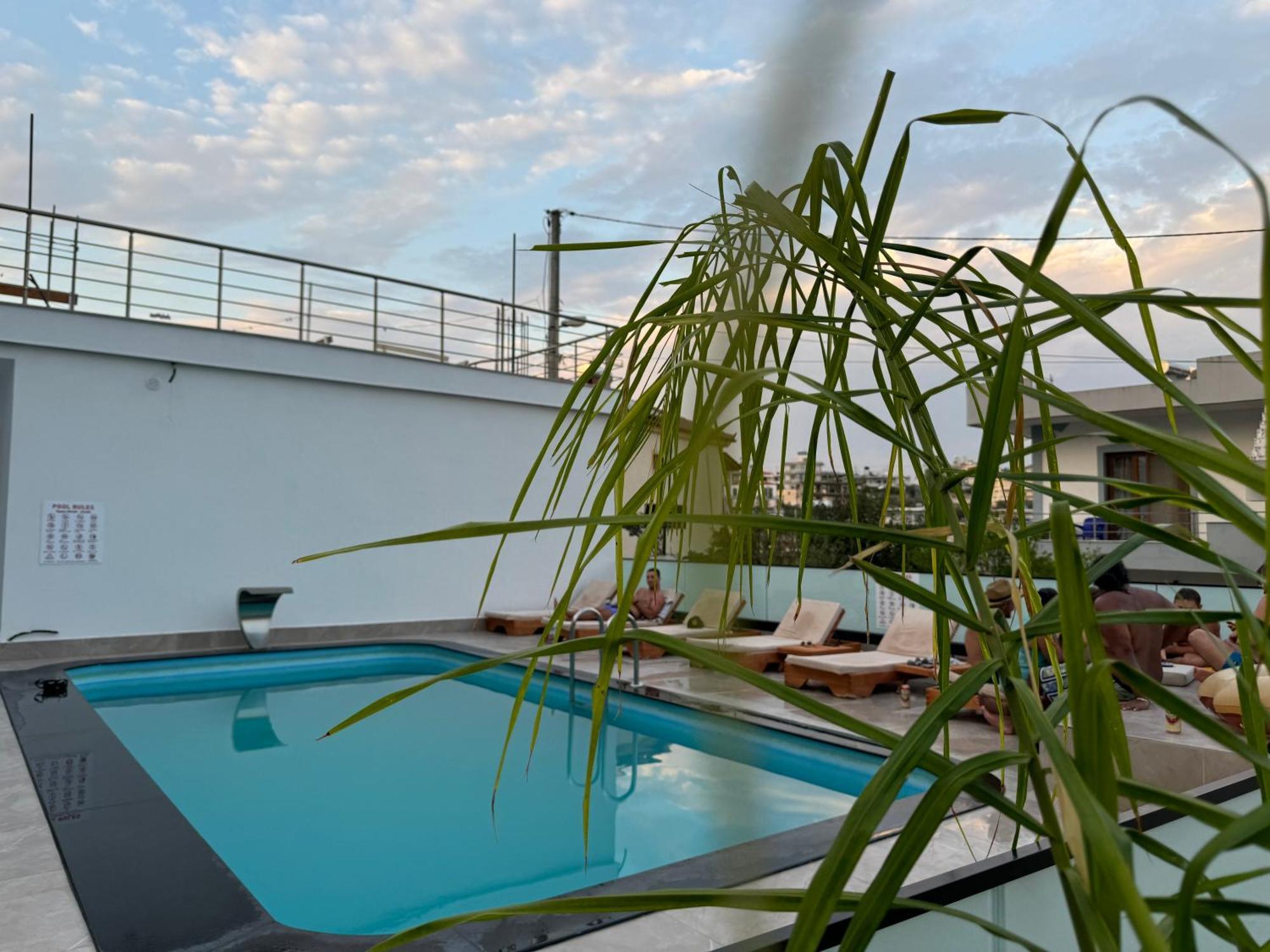 Villa Center Ксаміл Екстер'єр фото